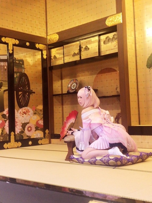 enakofan: 今日はとある撮影に行ってきました！ 桜の衣装ともう1着、素敵なスタジオでたくさん撮ってきたよ(*´◒`*)お写真はやく見たいな〜 えなこ