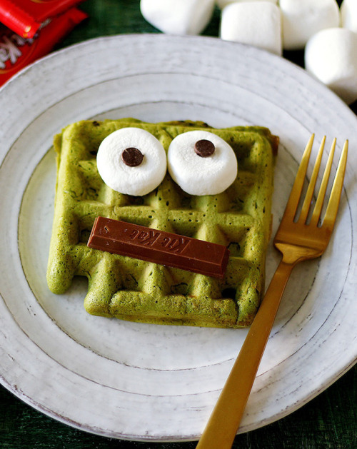 sweetoothgirl:Matcha Monster Waffles