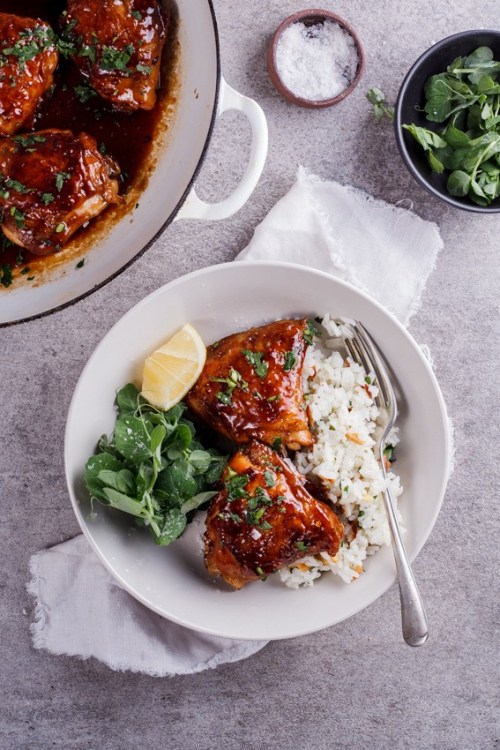 Easy Sticky Apricot Chicken via Simply Delicious