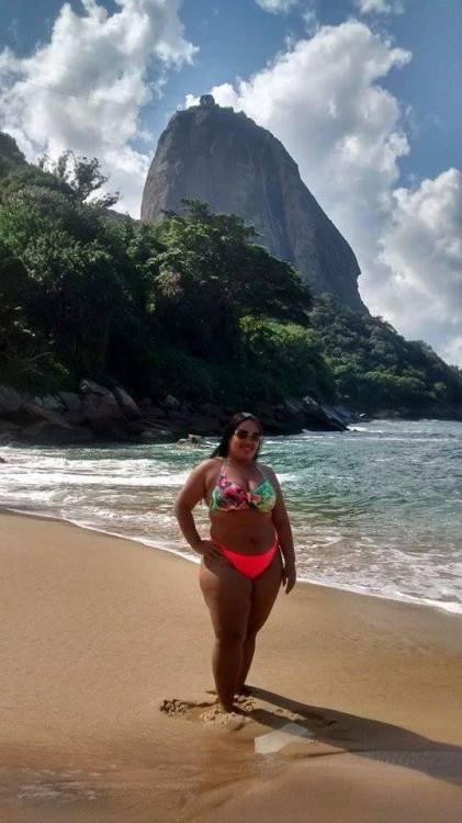 planetofthickbeautifulwomen2:  Brazilian Beach babe