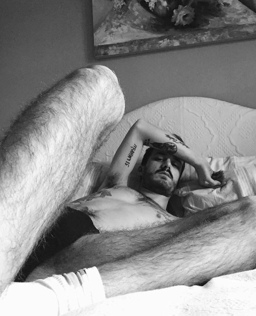 alexandremood:Bored