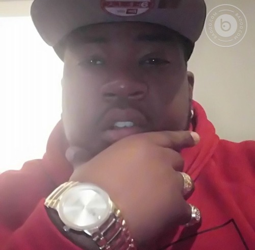 kinglevon83:  This nigga is fine