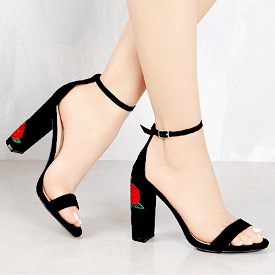 niseu: Rose Flower Chunky Heel Solid Strap Buckle Pumps Discount Code : Joanna15 (15% off)