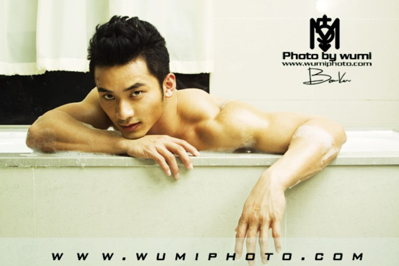 asianmalemuscle:  kou—ura:  郑少忠  