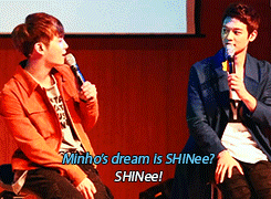ohshinee:Minho’s dream is SHINee <3