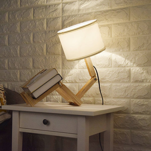 lovefunnyus: Robot Table Lamp 35% OffGet it here