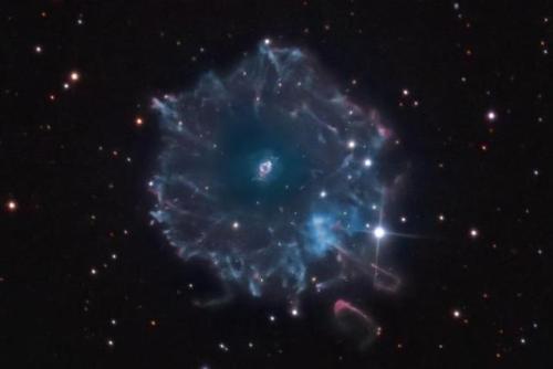 spinningblueball - Cats Eye Nebula
