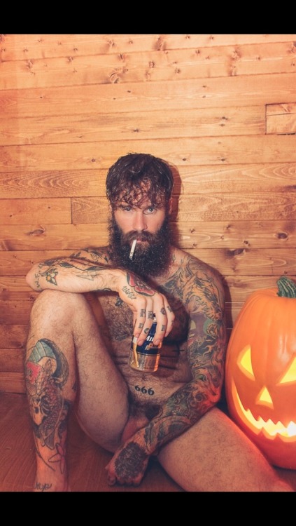 XXX gabeladuke:  Shot by tristanginger #beard photo