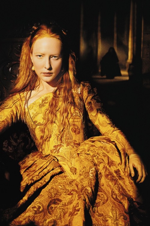 Cate Blanchett in Elizabeth (1998)