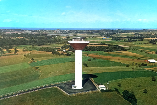 Ploubalay, le chateau d’eau.