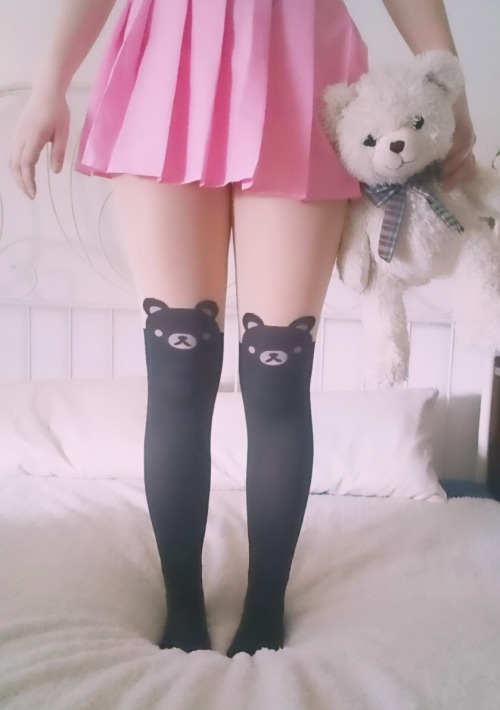 kittenprincesspolly: i have bear feet, thaha! 💜 love these. 