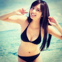 gravurescrapbooking:  #新川優愛 #yuashinkawa #グラビア #gravure #japanese #bikini #girl #model