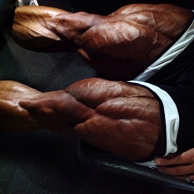 drwannabe:  Mark Dugdale’s wheels. mirin. 