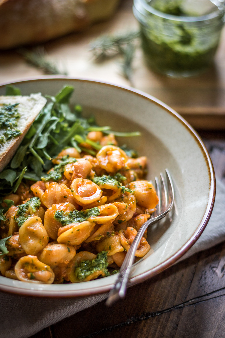 prettypasta:White Beans and Pasta with Rosemary Pesto