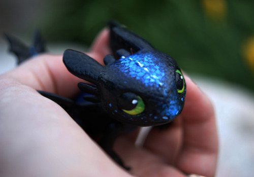 k8thescout:sakibatch:cerviceps:I also found this $5 toothless figurine at target and it was already 