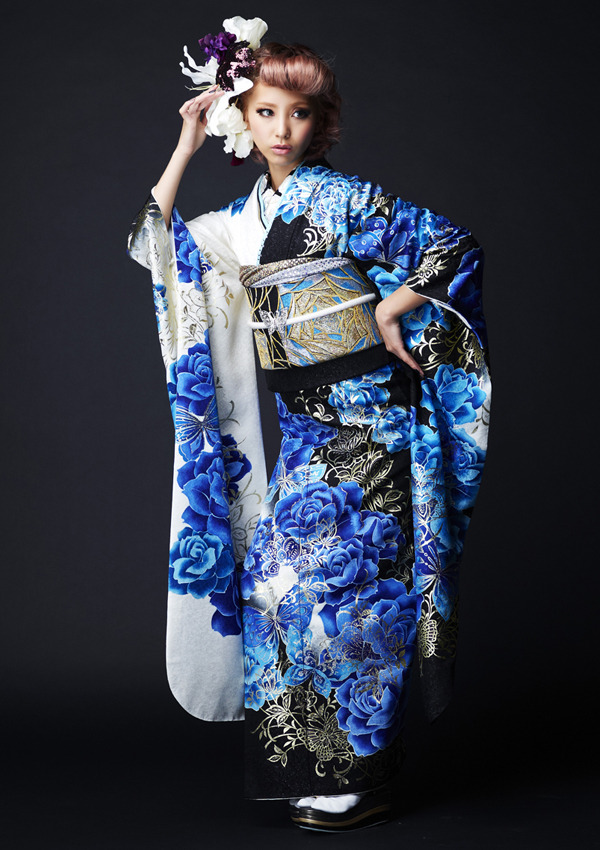 The Kimono Gallery: Photo