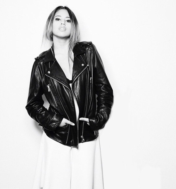 villegas-news:  HQ pics of Jasmine’s photoshoot with Luis Perez