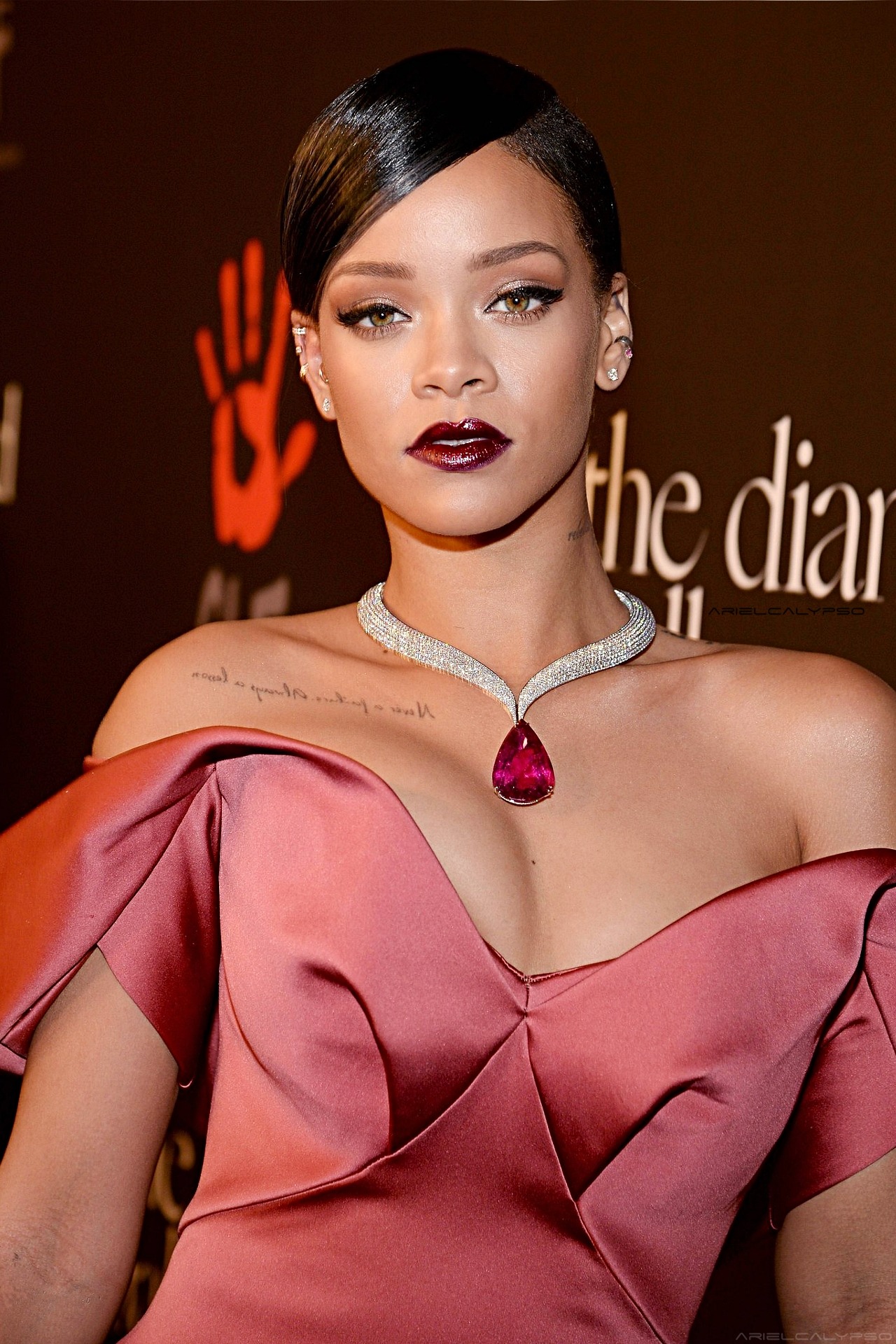 arielcalypso:  Rihanna at her 1st  annual “Diamond Ball” in Los Angeles. (11th