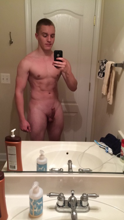 collegecock:  2sthboiz:  HOT BOI BUTT  I could suck that little cock and fuck that tight ass all day long