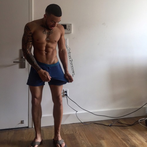 smithmalcolm09:  INSTGRAM: _PrinceCasanova_ From VH1s DATING NAKED Season3📺🌟