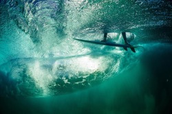 surf4living:  Below the surface in California…    Photo: Ryan Craig
