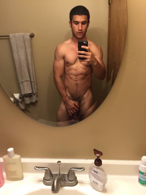 snapchathotguys:  Follow me for more hot straight guysAdd me on Snapchat for exclusive content: tumblrhotguys2Backup account: tumblrhotguys3Feel free to send me your pics and videos to Snapchat 