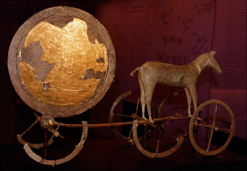 fyeah-history: Trundholm sun chariotThe Trundholm sun chariot (Danish: Solvognen), is a late Nordic 
