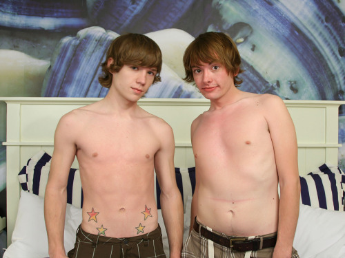 raykrasivykh: photogvaphyland:i do love gaysex рай красивых мальчиков