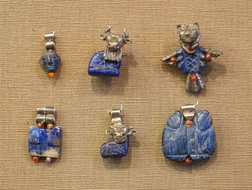 Animal-shaped pendants Mesopotamian, Early Dynastic Period (2900-2350 BC)Medium: gold, lapis lazuli,
