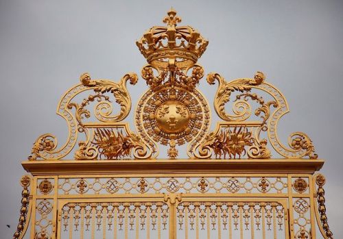 VERSAILLESADNESS