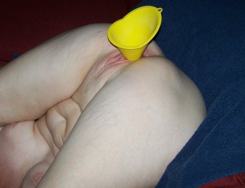 filled-with-the-unusual: kinkypair4fun: Ready for filling … Any suggestions? ;-)