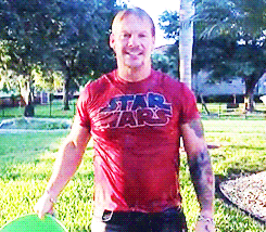 :  Chris Jericho does the ALS Ice Bucket Challenge. 