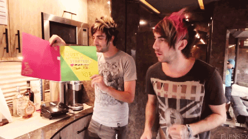 jagkskellington:  This is probably my favorite thing ever okay THEY LOOK LIKE CHILDREN
