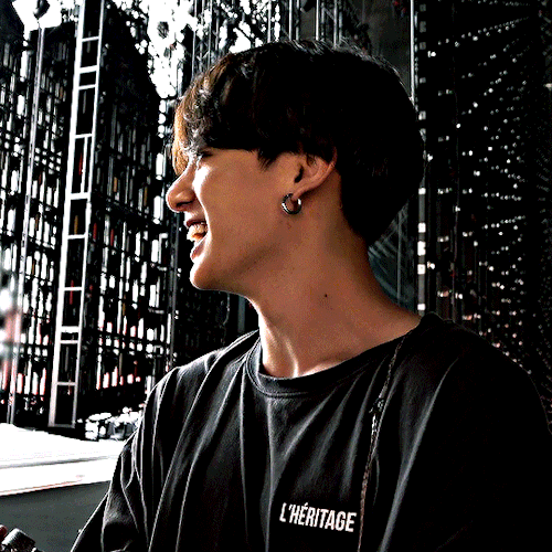 (158/) The Perfect Nose For Butterflies To Land On It