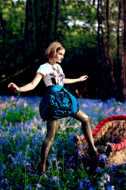 queeniesgoldstein:  Emma Watson photographed by Norman Jean Roy for Teen Vogue, 2009  