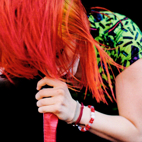 sittinginsilence:  And I put my faith in you, so much faith and then you just threw it away… 