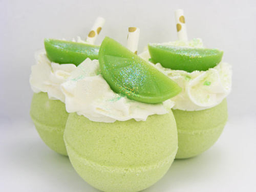 Margarita Lime Bath Bomb //WyldeThymeBath