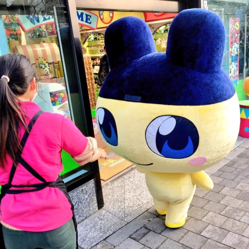 Never know who you&rsquo;ll meet on the streets of Harajuku.