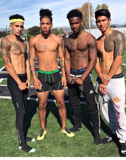 blacknudeboys:  🚂 train 🚂 choo choo