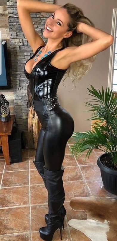 2hot2hot2 Leatherlatexmstressbeautiful Latex Godde Tumbex