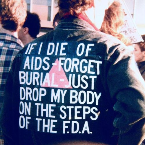 #WorldAIDSDAY This first slide and caption via @lgbt_history: “There is a tendency for people affect