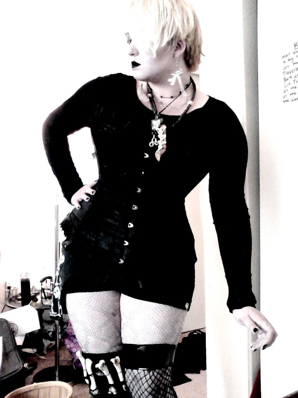goth-waffles:  Well this is a rarity. Probably the only photo set you will ever see