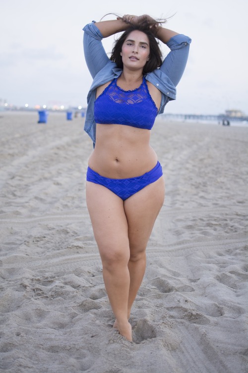 rantsofacurvelover:  makingitcurvy:  This is from a recent shoot in Malibu, man was it cold and ssssooooo windy!!!  How can that be when you are so damn hot?