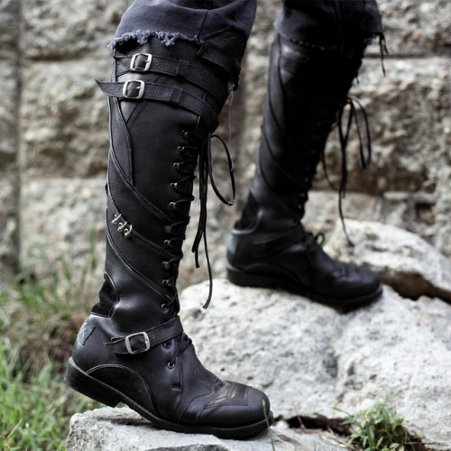 Warlock Moto boots by Verillas