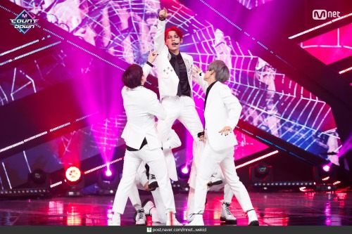 Pics from A.C.E’s Special M Countdown Stage - On and On (VIXX) 200130