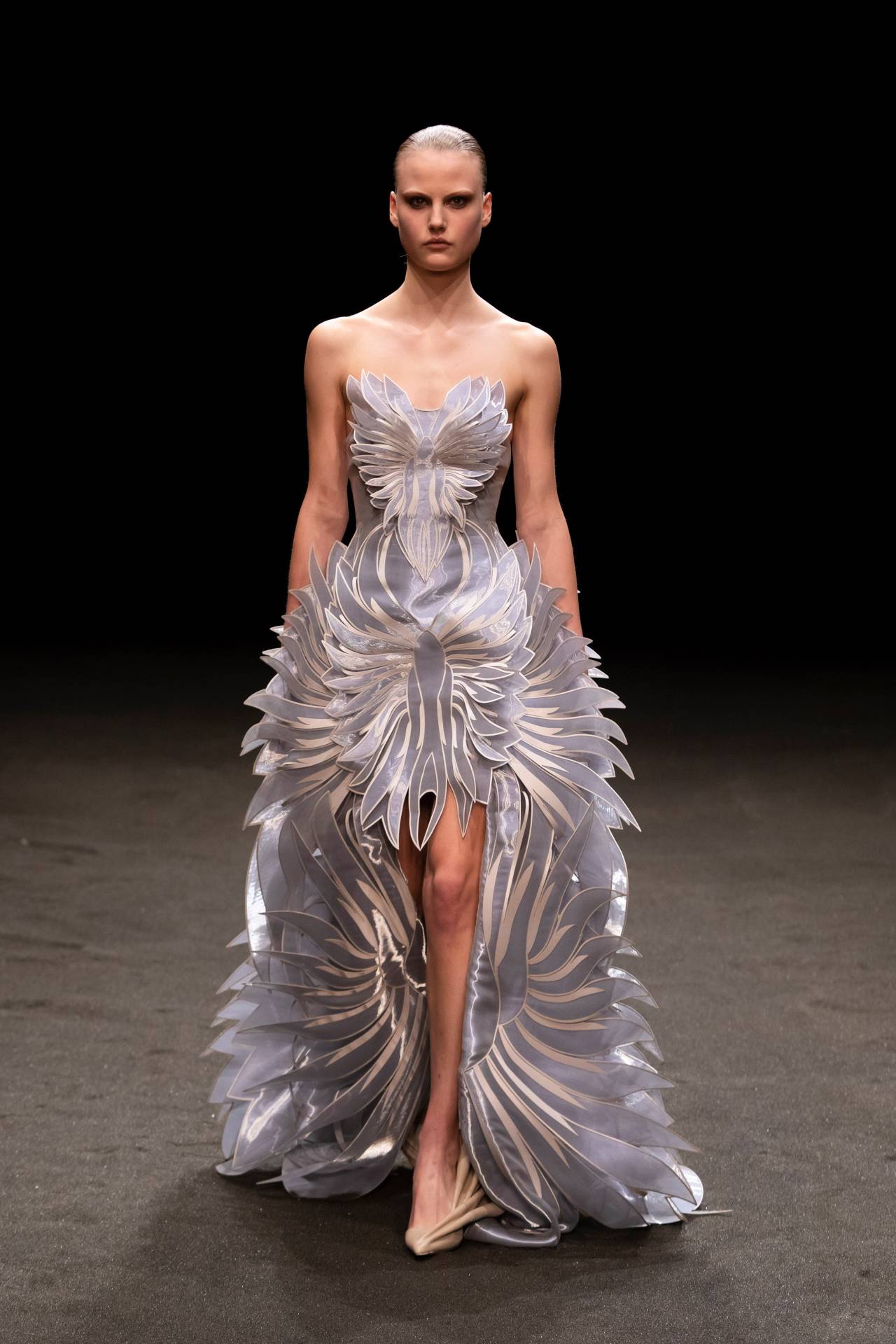 Eva Green Showed Off Her Iris Van Herpen Haute Couture | Sexiz Pix