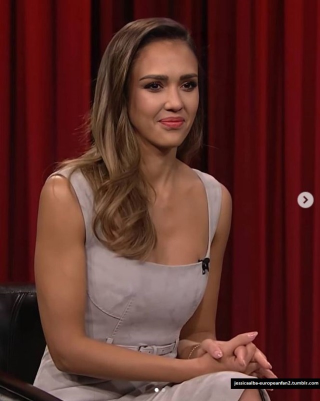 2021
Jessica Alba,  #jessicaalba
Please reblog.