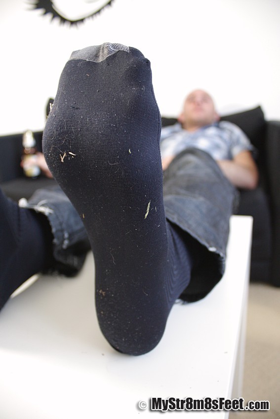 mystr8m8sfeet:  Lukes black nylon silvertoe dress socks. Looking a bit worn after