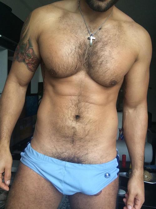 guystufilike:  So sexy