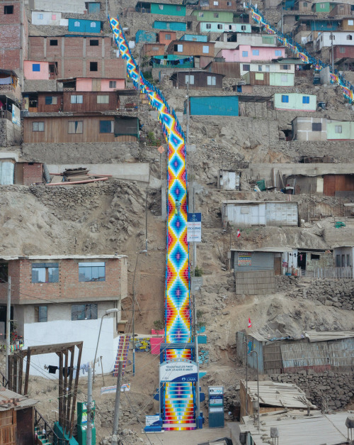 supersonicart:Xomatok.Astonishingly gorgeous mural work on staircases from Peruvian artist Xomatok a